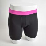 شورت مشکی کمر سرخابی