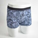 شورت آبی طرح برگ