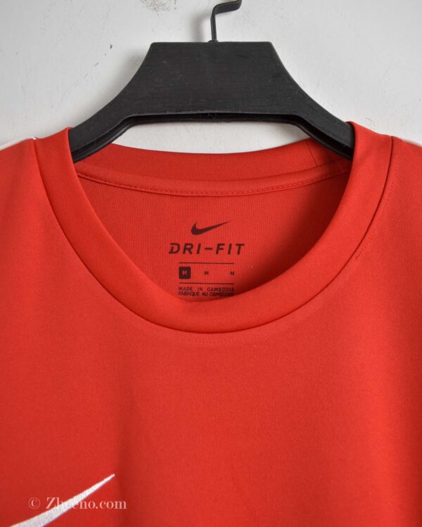 تیشرت ورزشی مردانه قرمز Nike
