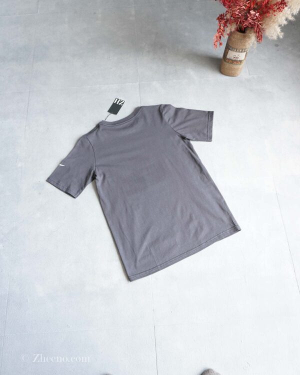 تیشرت طوسی سربی بچه گانه Nike - Image 6