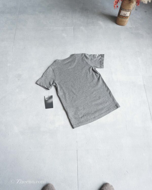 تیشرت طوسی بچه گانه Nike - Image 5