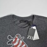 تیشرت نخی مردانه طوسی طرح دار Plazaitalia