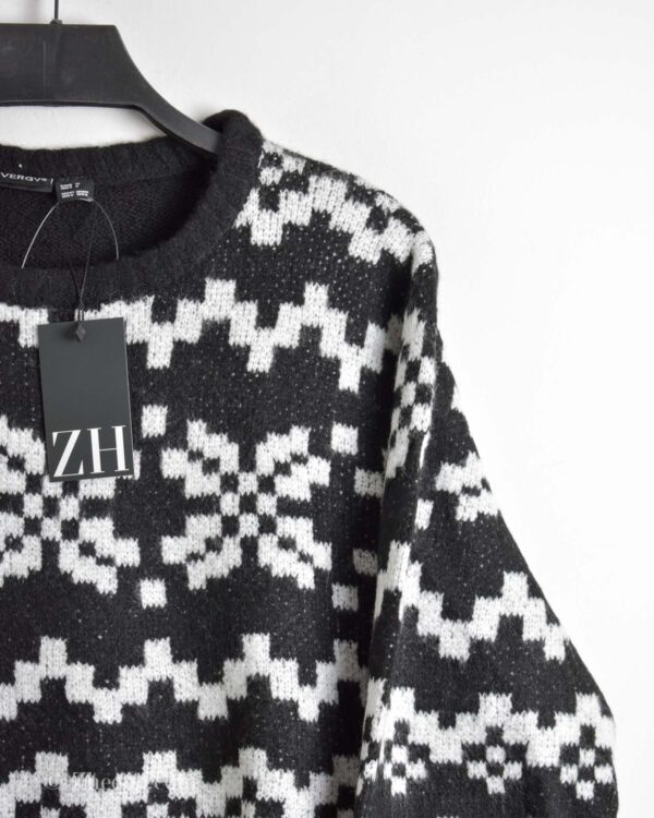 بافت وینتیج مشکی طرح دار - Image 4