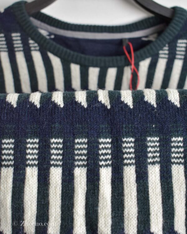 بافت یقه گرد طرح دار S.oliwen