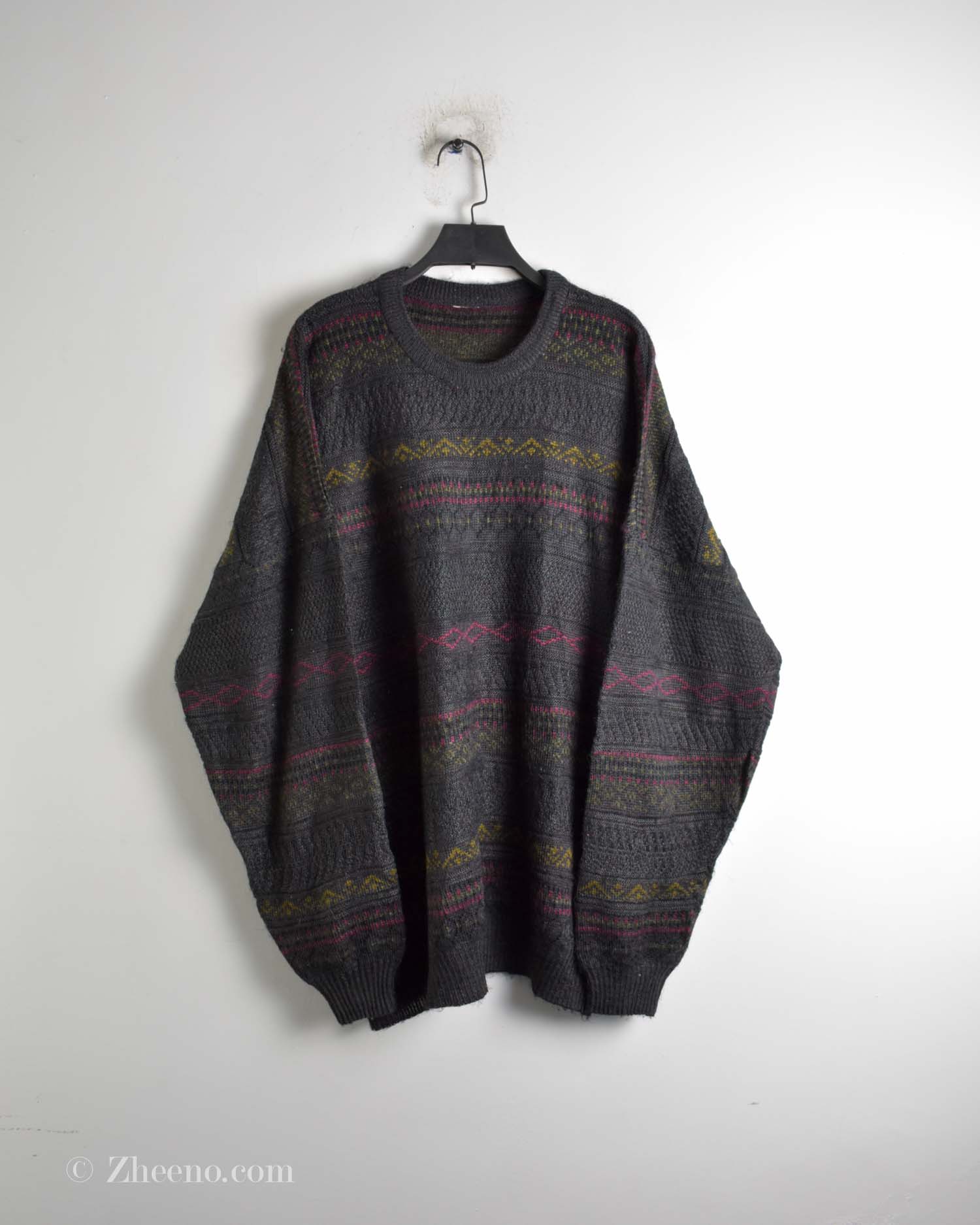 17616708860996912 بافت وینتیج نوک مدادی طرح دار