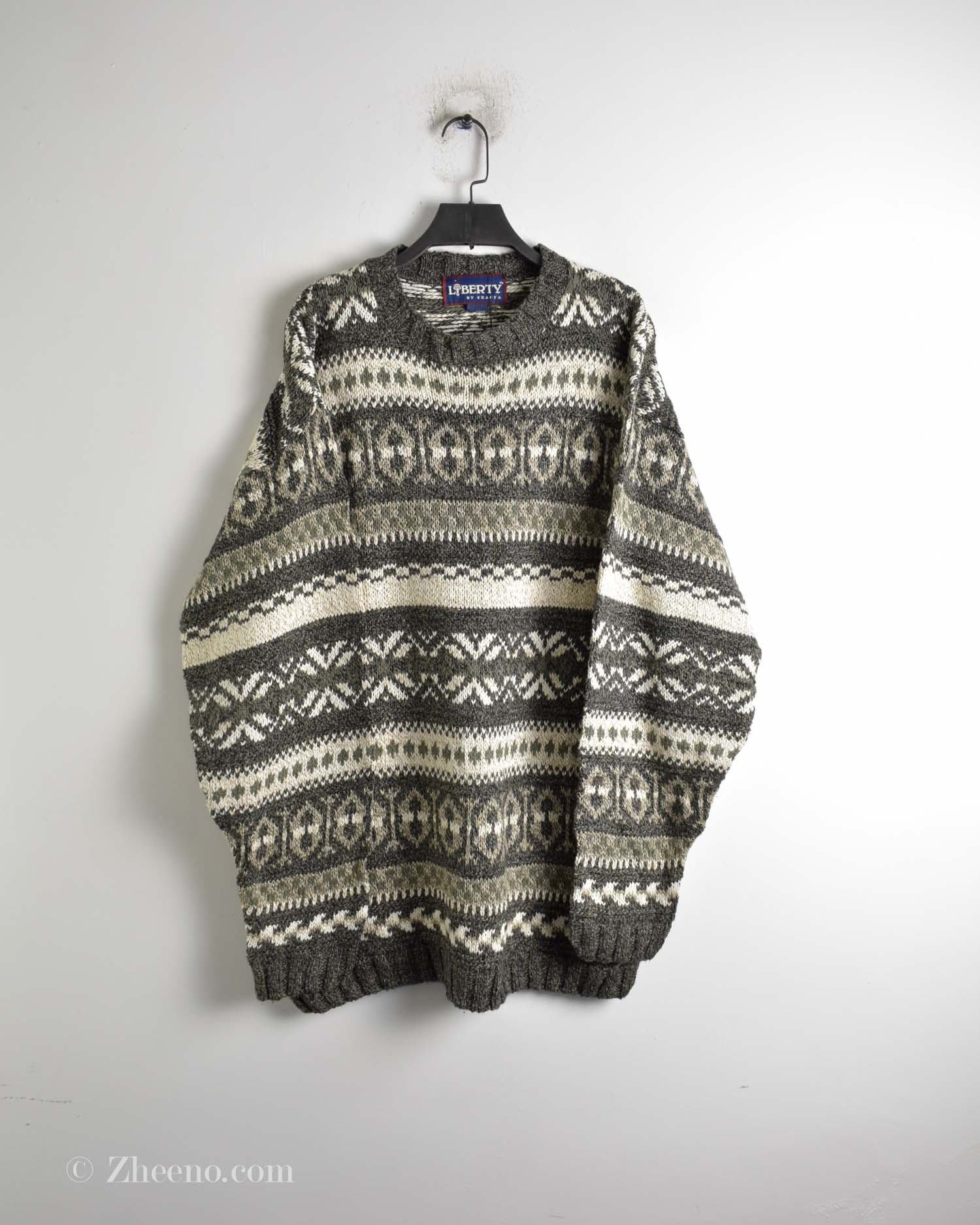 17616708918144353 بافت وینتیج طرح دار Liberty