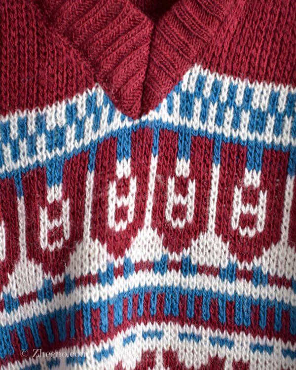 بافت وینتیج یقه هفت طرح دار قرمز