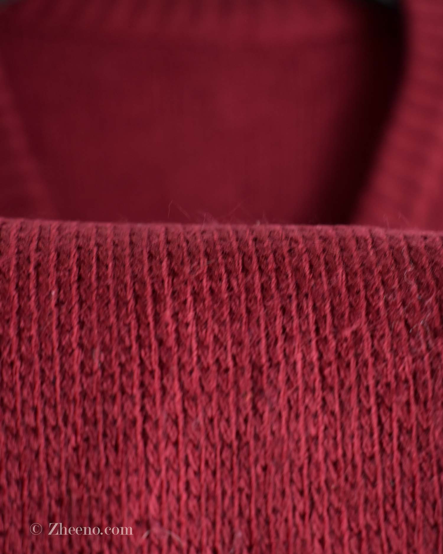 17616709262189499 بافت وینتیج یقه هفت طرح دار قرمز