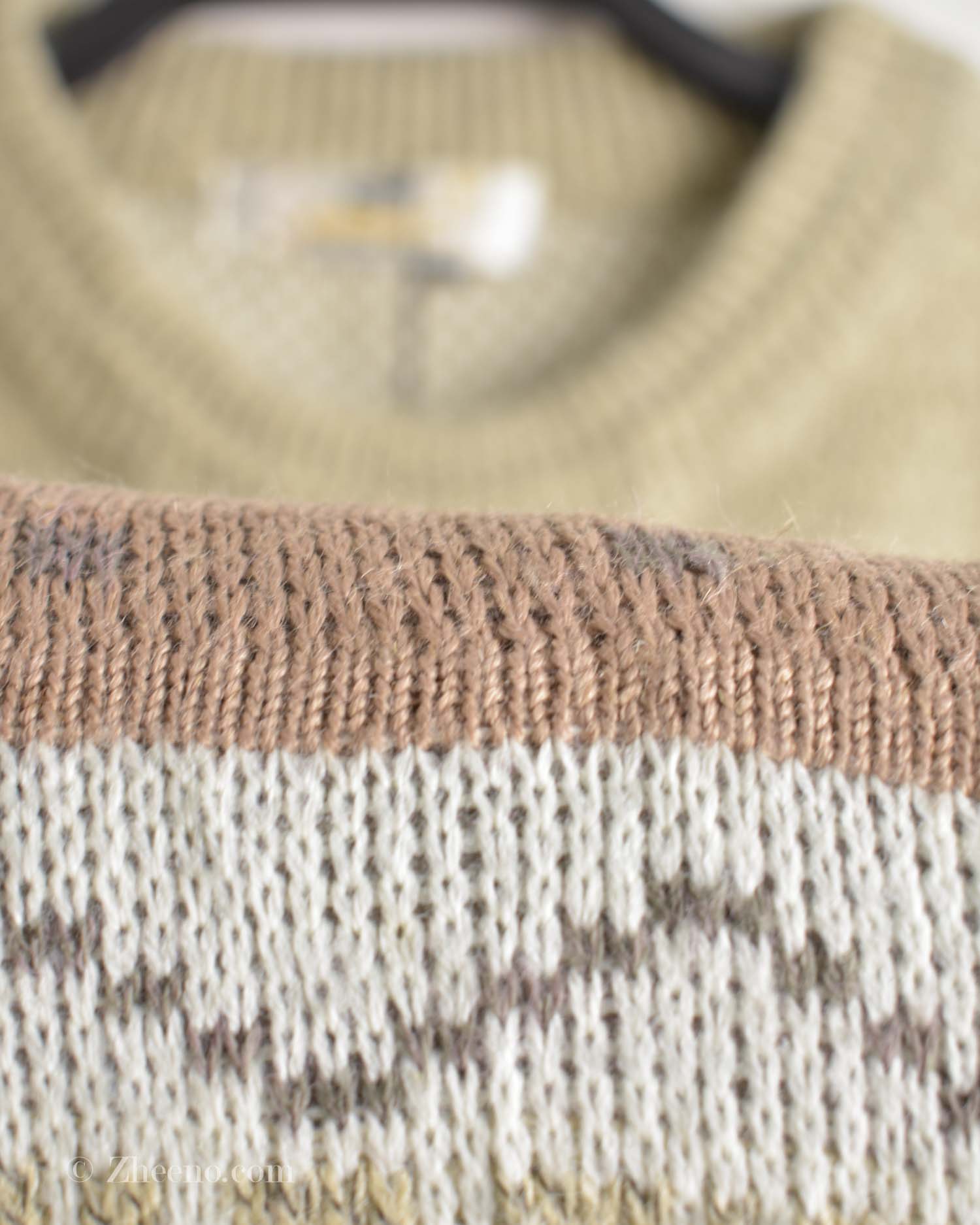 17616709341984030 بافت وینتیج کرم King&I