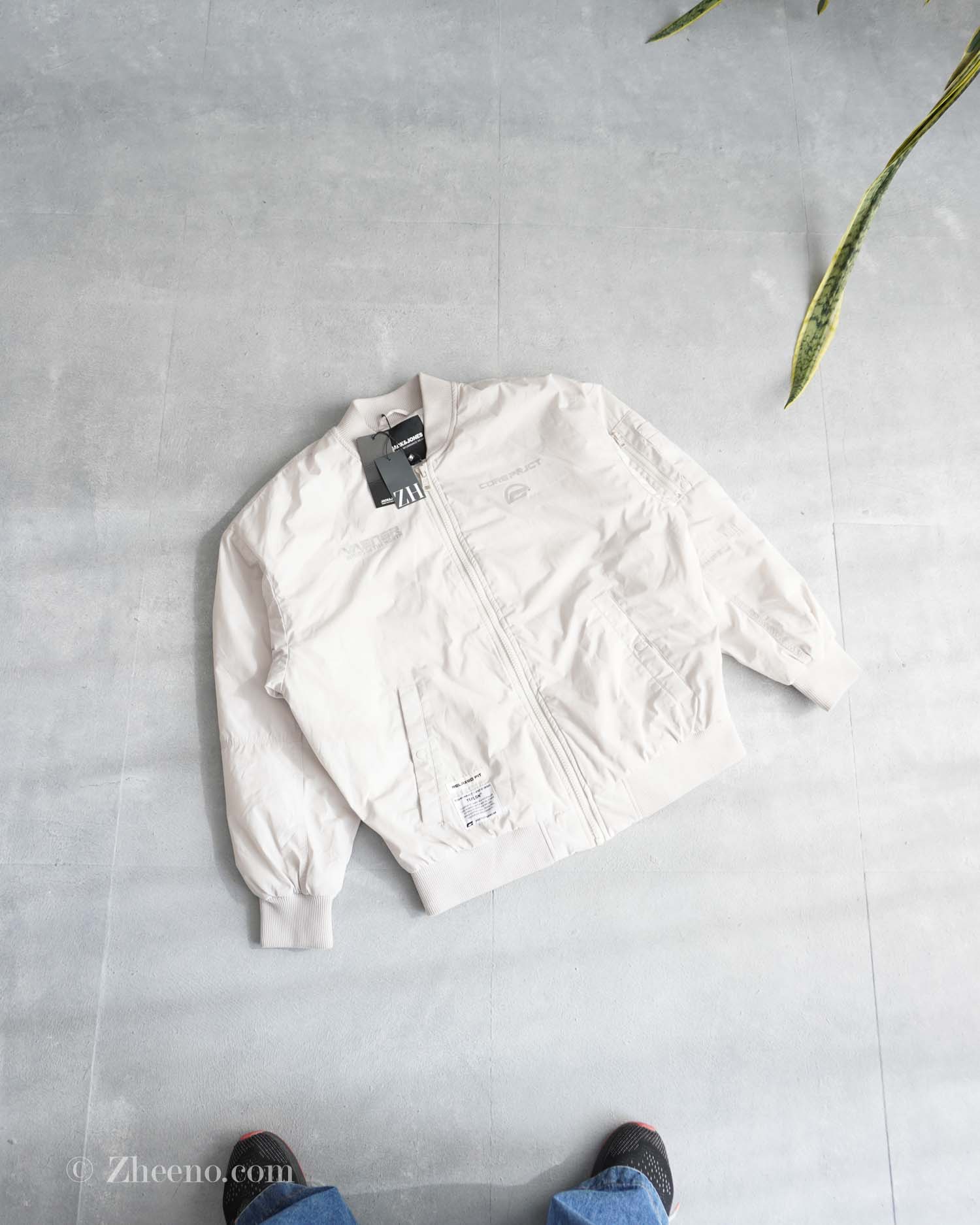 17623280717408134 بامبر جکت کرم نوشته دار Jack&Jones