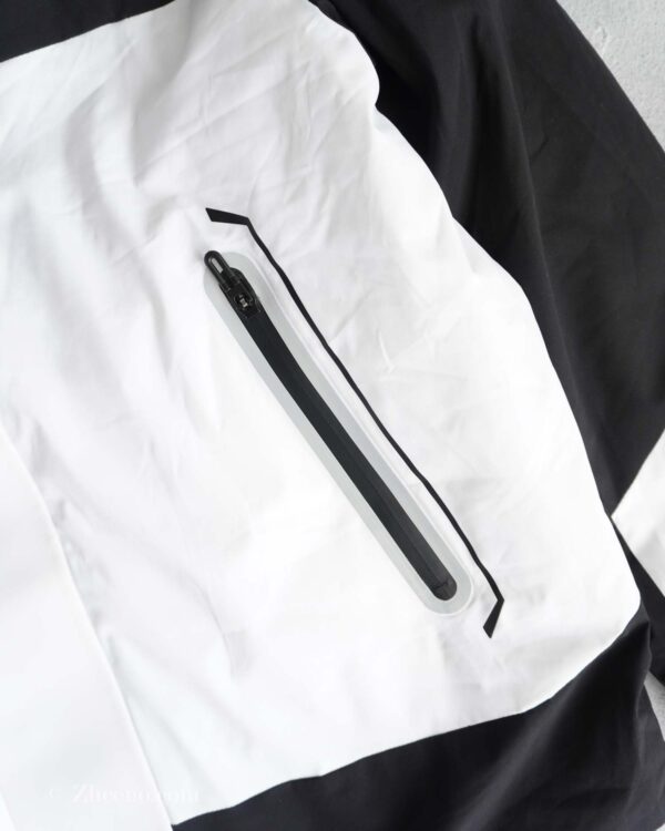 جکت کلاه دار دورنگ سفید مشکی Jack&Jones