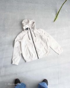 جکت بارانی کرم کلاه دار Jack&Jones