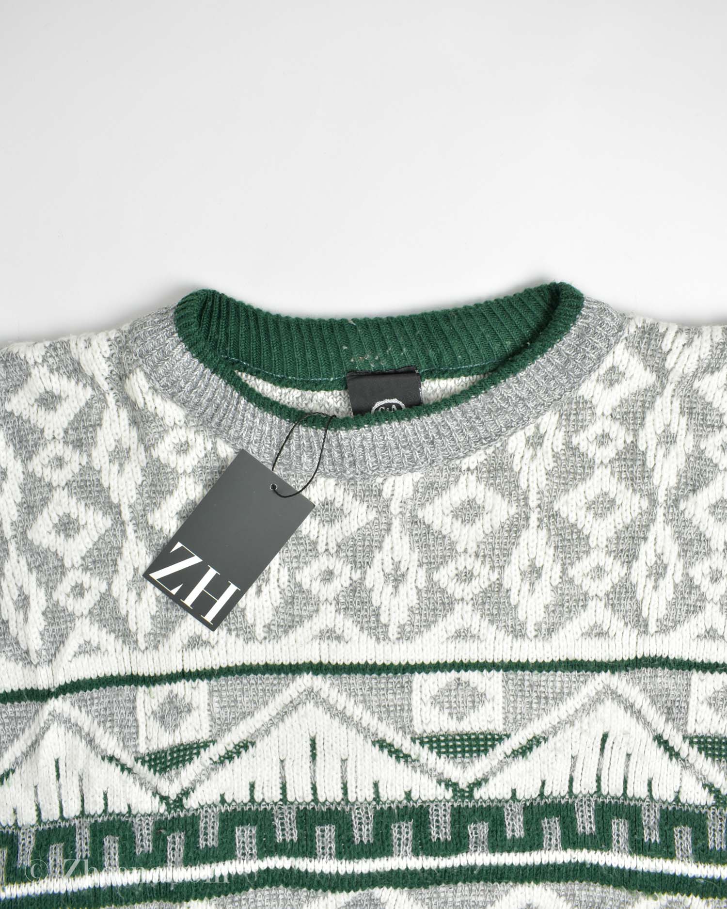 17625265063624077 بافت وینتیج سفید سبز C&A