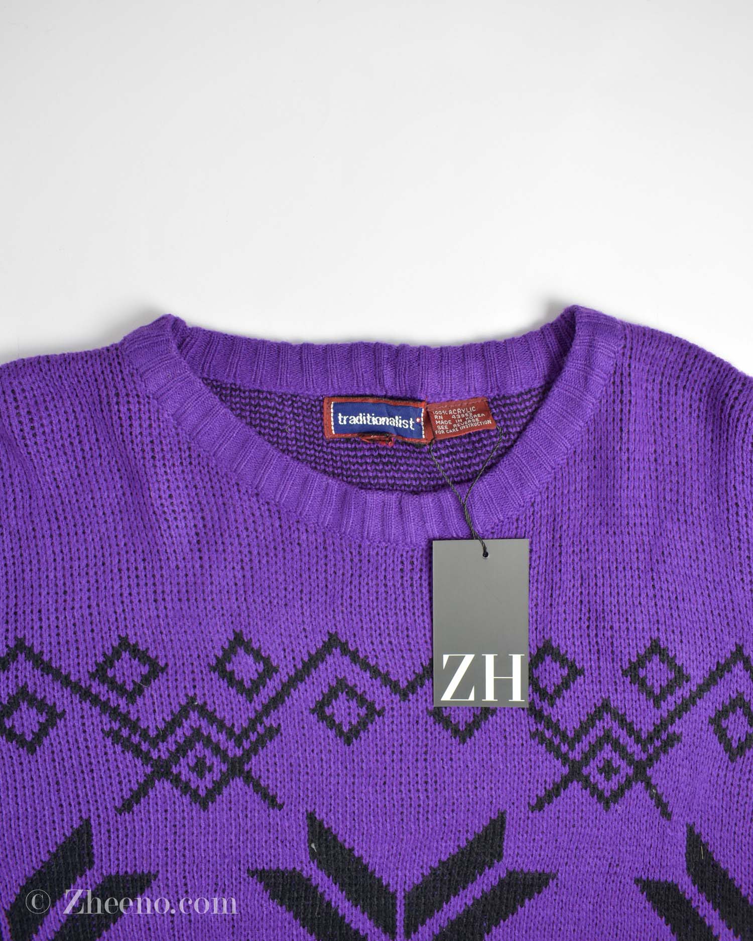 17625265397368539 بافت وینتیج بنفش Traditionalist