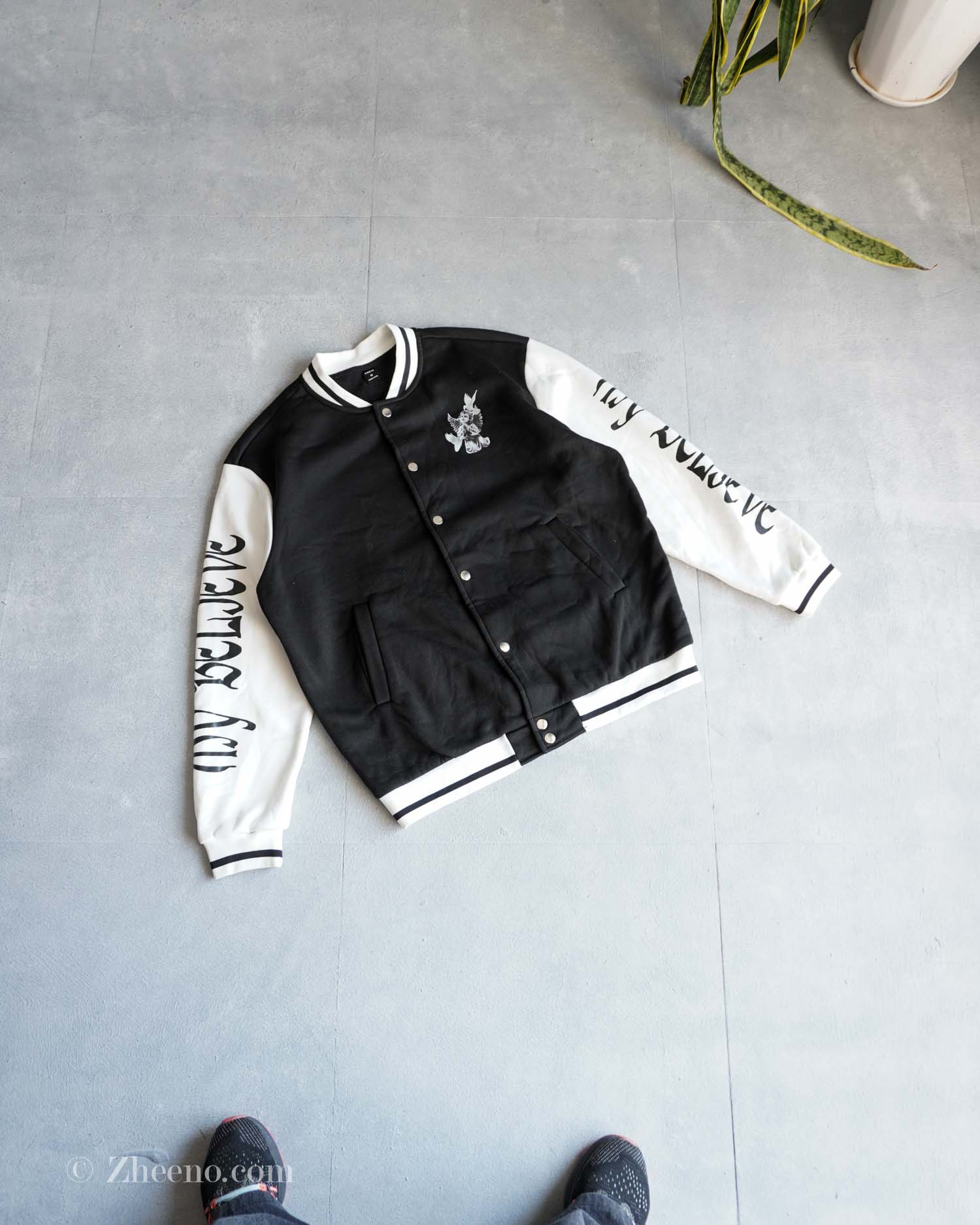 17647769883121481 بامبر جکت مشکی آستین سفید Shein