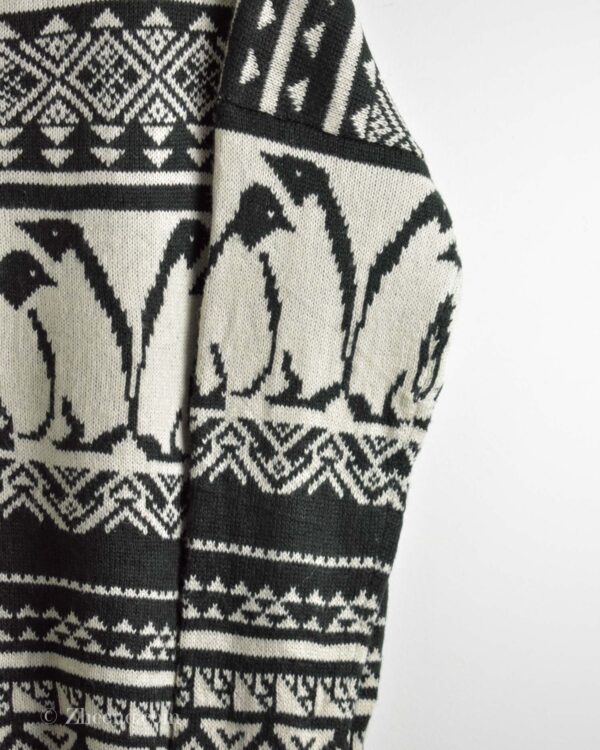 بافت وینتیج مشکی سفید طرح پنگوئن Mossimo