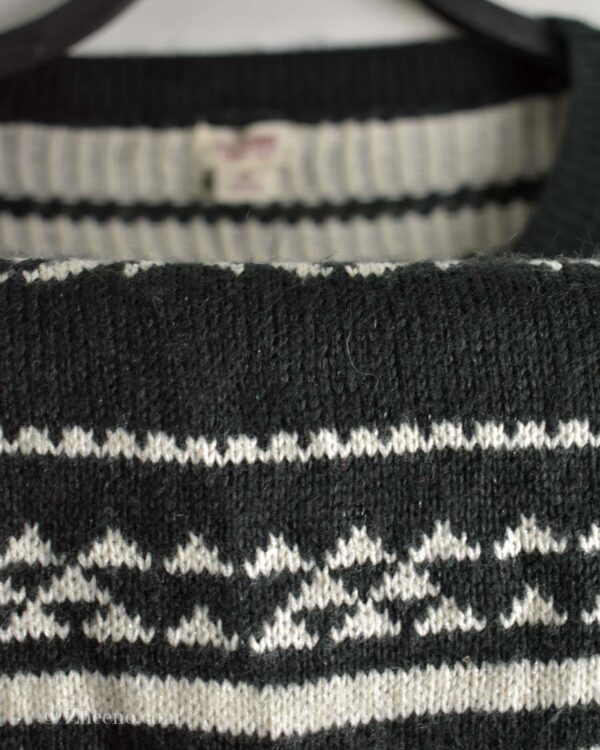 بافت وینتیج مشکی سفید طرح پنگوئن Mossimo