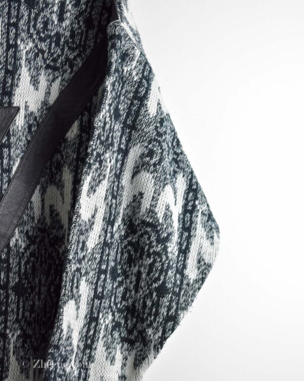 بافت وینتیج چرم دار سفید مشکی