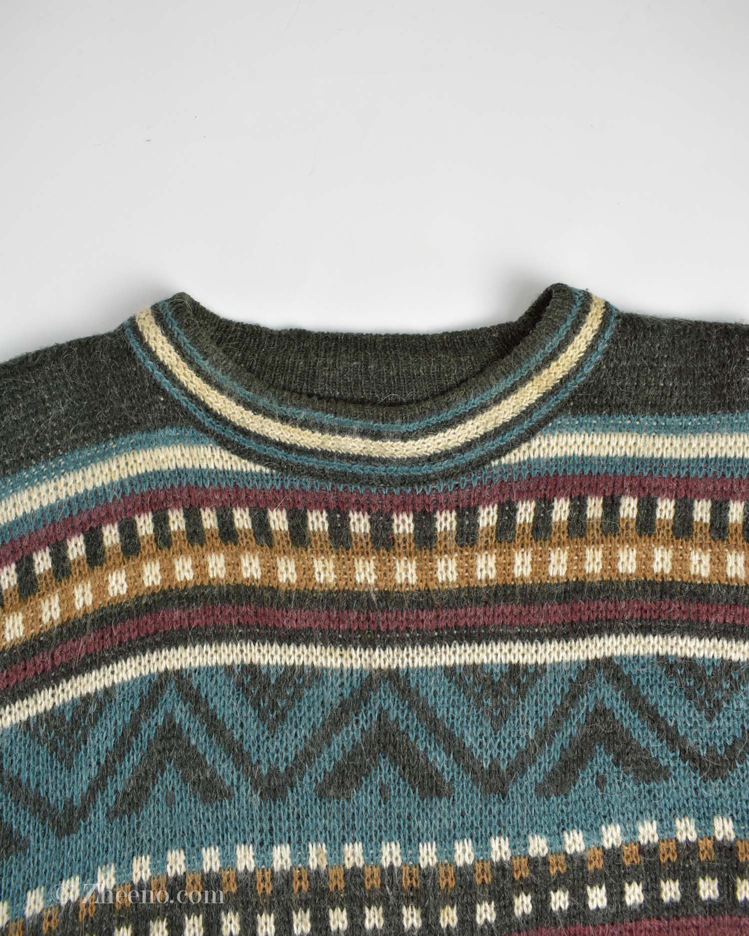 17648605870206336 بافت وینتیج چند رنگ