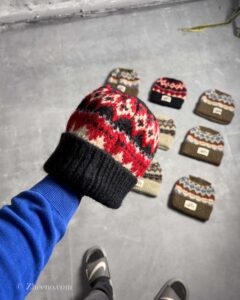 کلاه بافت ضخیم وینتیج 1977 سرمه ای