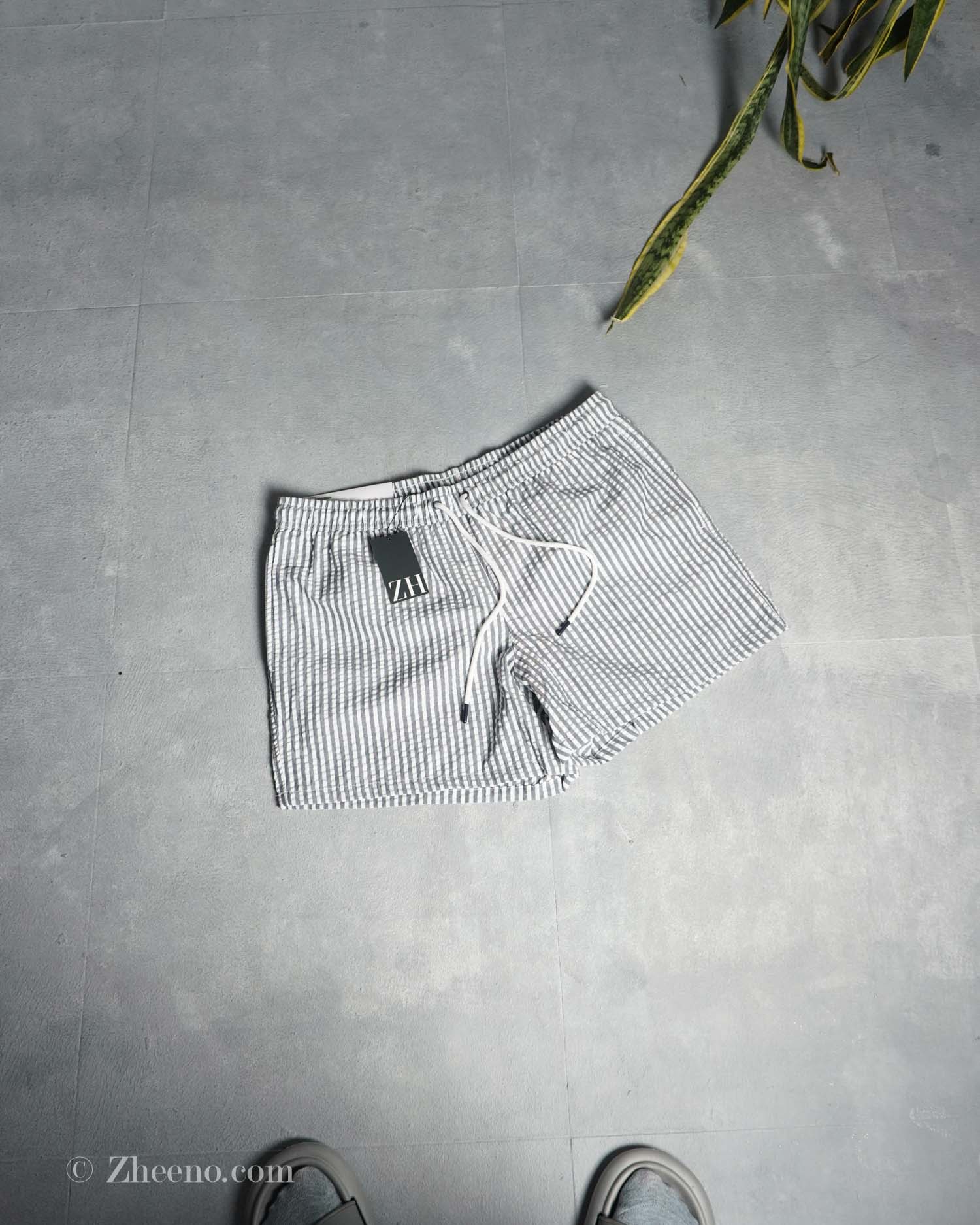 17654702758054058 شلوارک راه راه طوسی Livergy