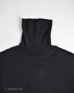 بافت یقه اسکی مشکی ساده Uni Qlo