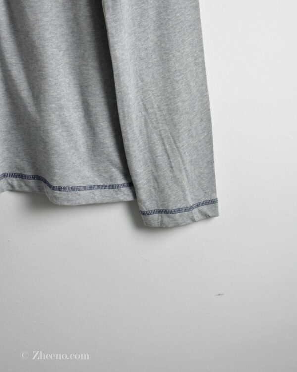 تیشرت آستین بلند یقه گرد طوسی طرح دار Livergy