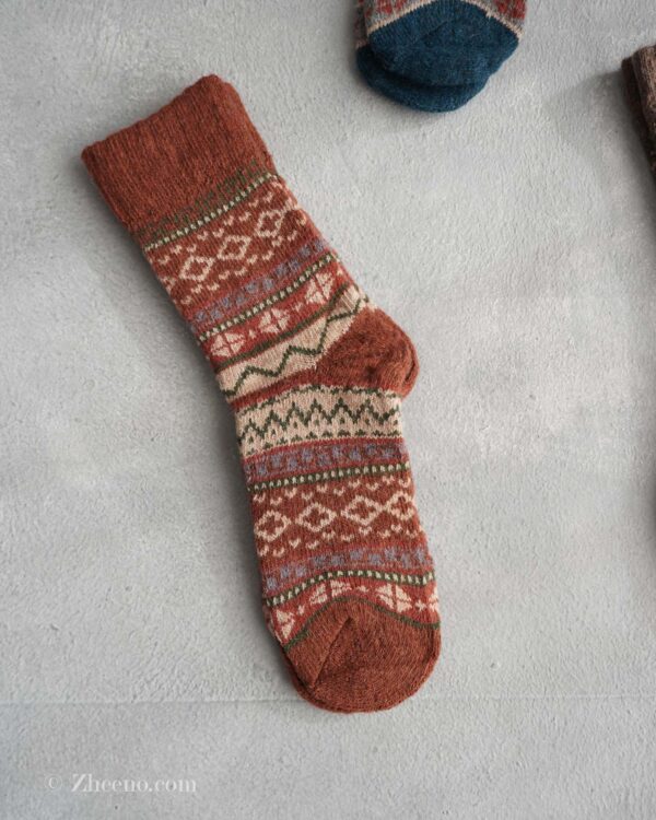 جوراب پشمی وینتیج قهوه ای