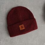 کلاه بافت ضخیم زرشکی