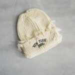 کلاه بافت زاپ دار شیری