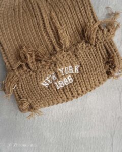 کلاه بافت زاپ دار نسکافه ای