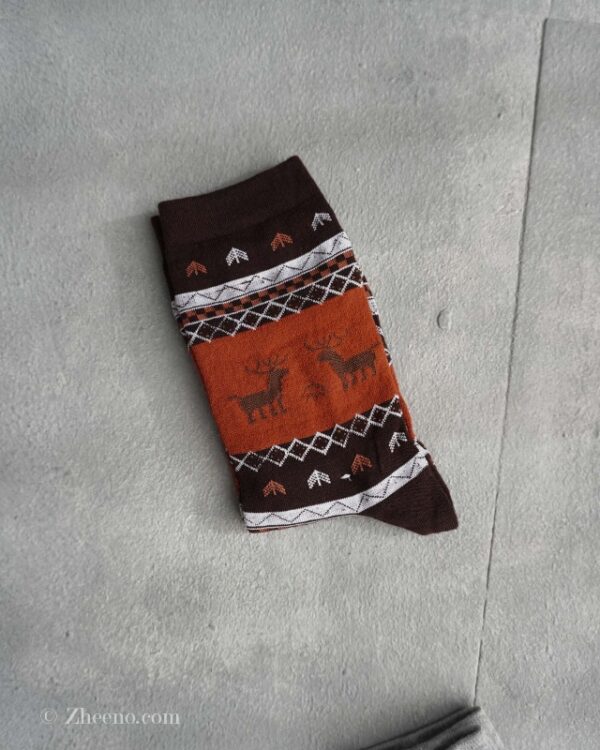 جوراب نخی طرح گوزن زنانه قهوه ای