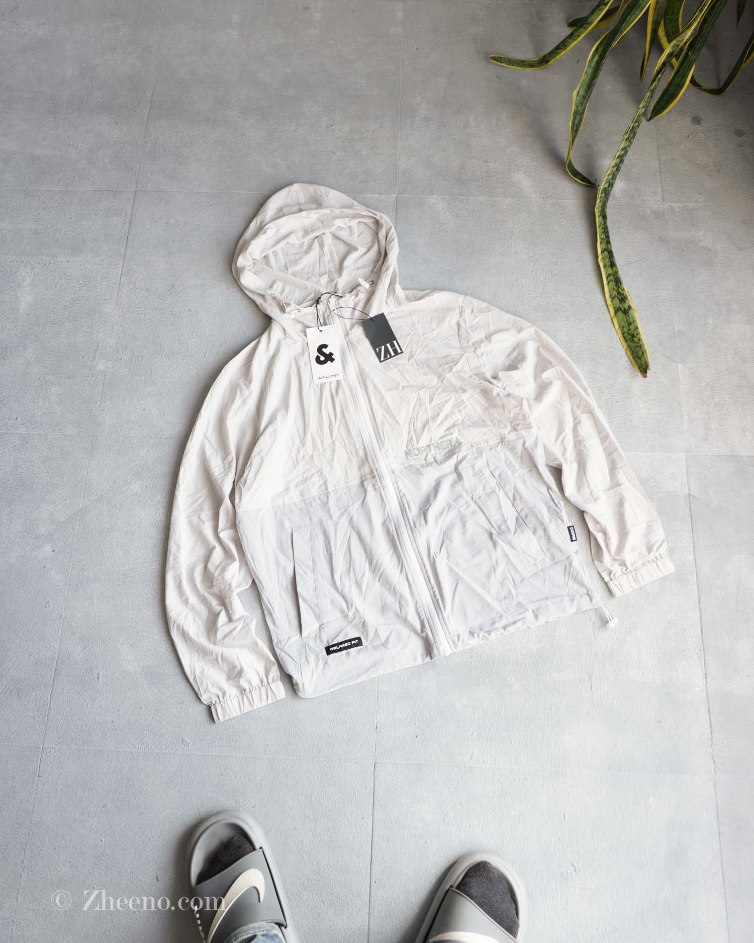 جکت بادگیر کلاه دار Jack&Jones