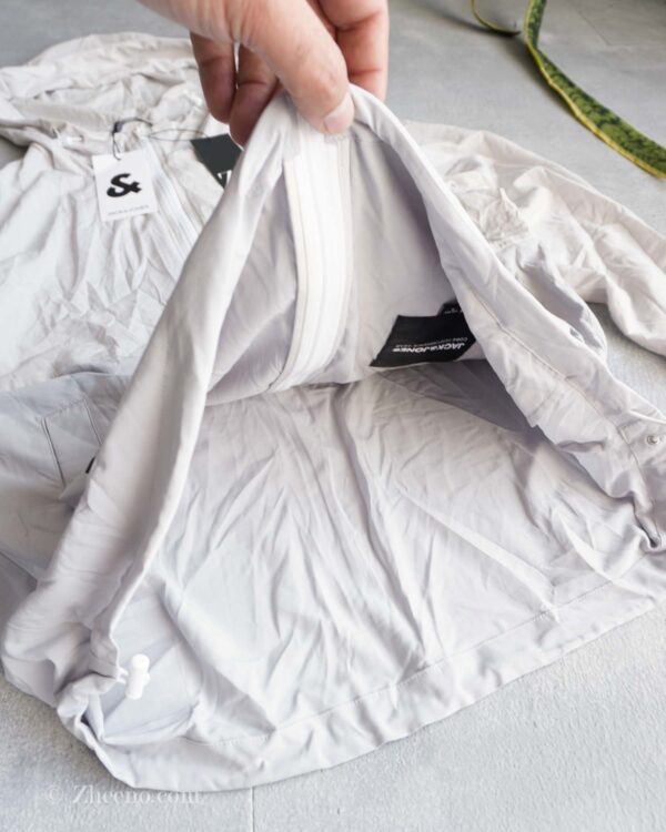 جکت بادگیر کلاه دار Jack&Jones