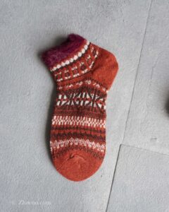 جوراب مچی پشمی زنانه طرحدار نارنجی