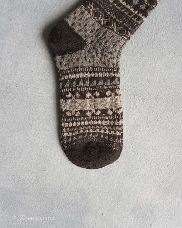 جوراب پشمی مردانه طرحدار قهوه ای