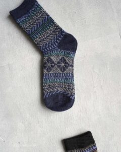 جوراب پشمی مردانه سرمه ای طرح لوزی