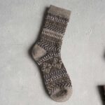 جوراب پشمی مردانه خاکی طرح لوزی