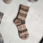 جوراب پشمی مردانه قهوه ای طرح لوزی