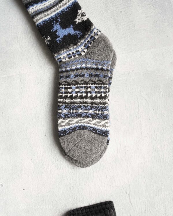 جوراب پشمی وینتیج ضخیم طوسی مشکی گوزن 3