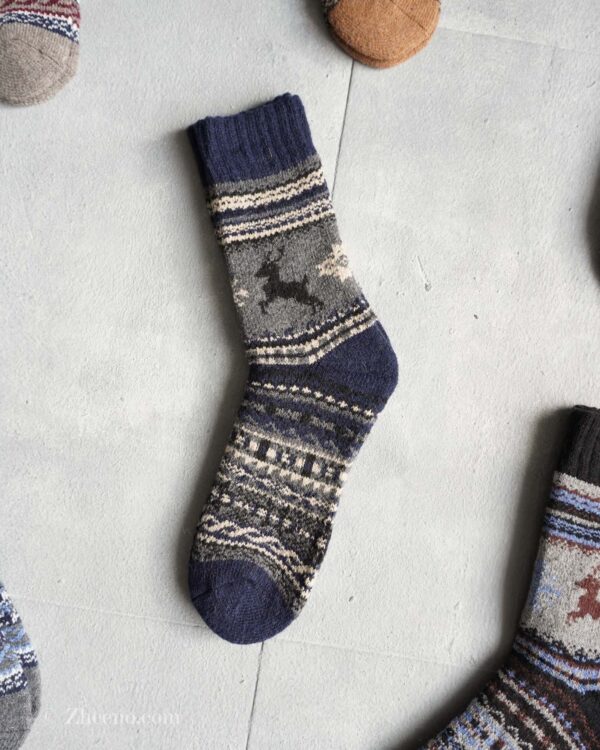 جوراب پشمی وینتیج ضخیم سرمه ای گوزن 3