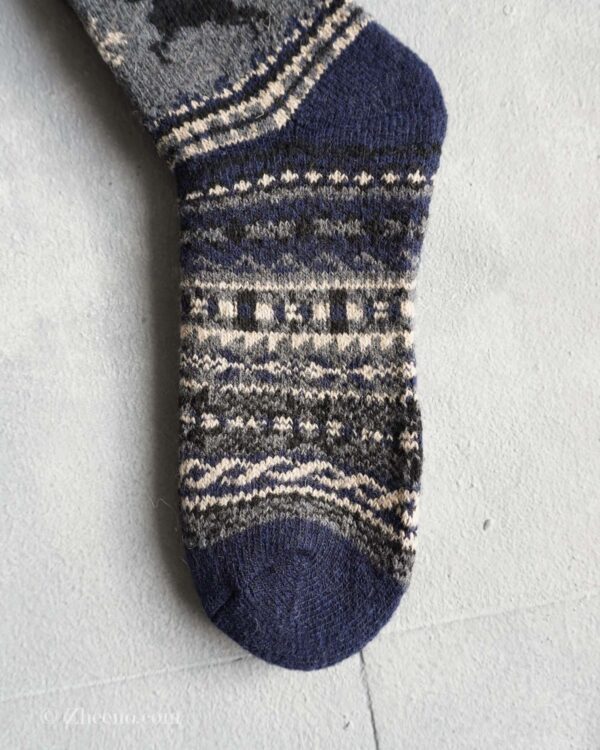 جوراب پشمی وینتیج ضخیم سرمه ای گوزن 3