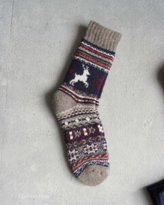 جوراب پشمی وینتیج ضخیم طوسی سرمه ای گوزن 3