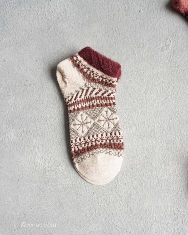 جوراب مچی پشمی زنانه طرحدار شیری