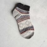 جوراب مچی پشمی زنانه طرحدار طوسی