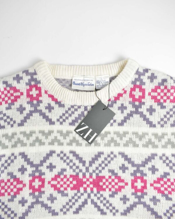 بافت وینتیج سفید صورتی