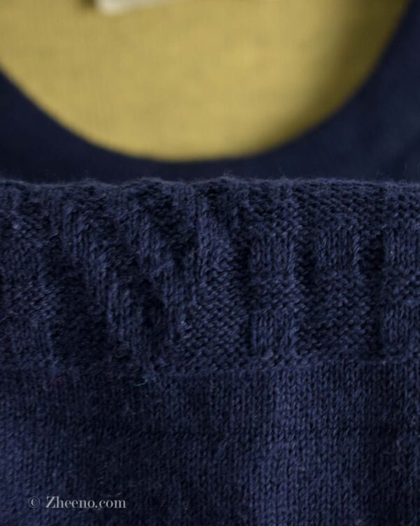 بافت وینتیج سرمه ای تیره طرح دار