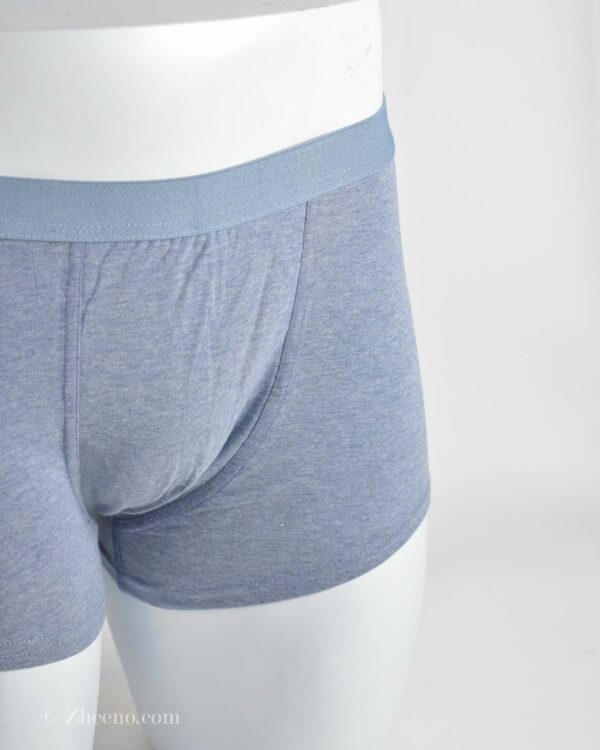 شورت آبی روشن