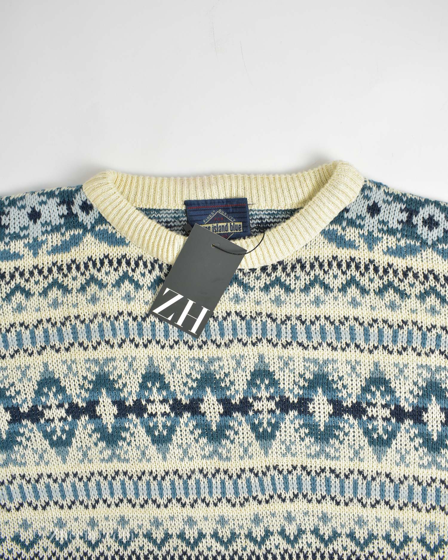 17677134227131303 بافت وینتیج کرم آبی River island blue