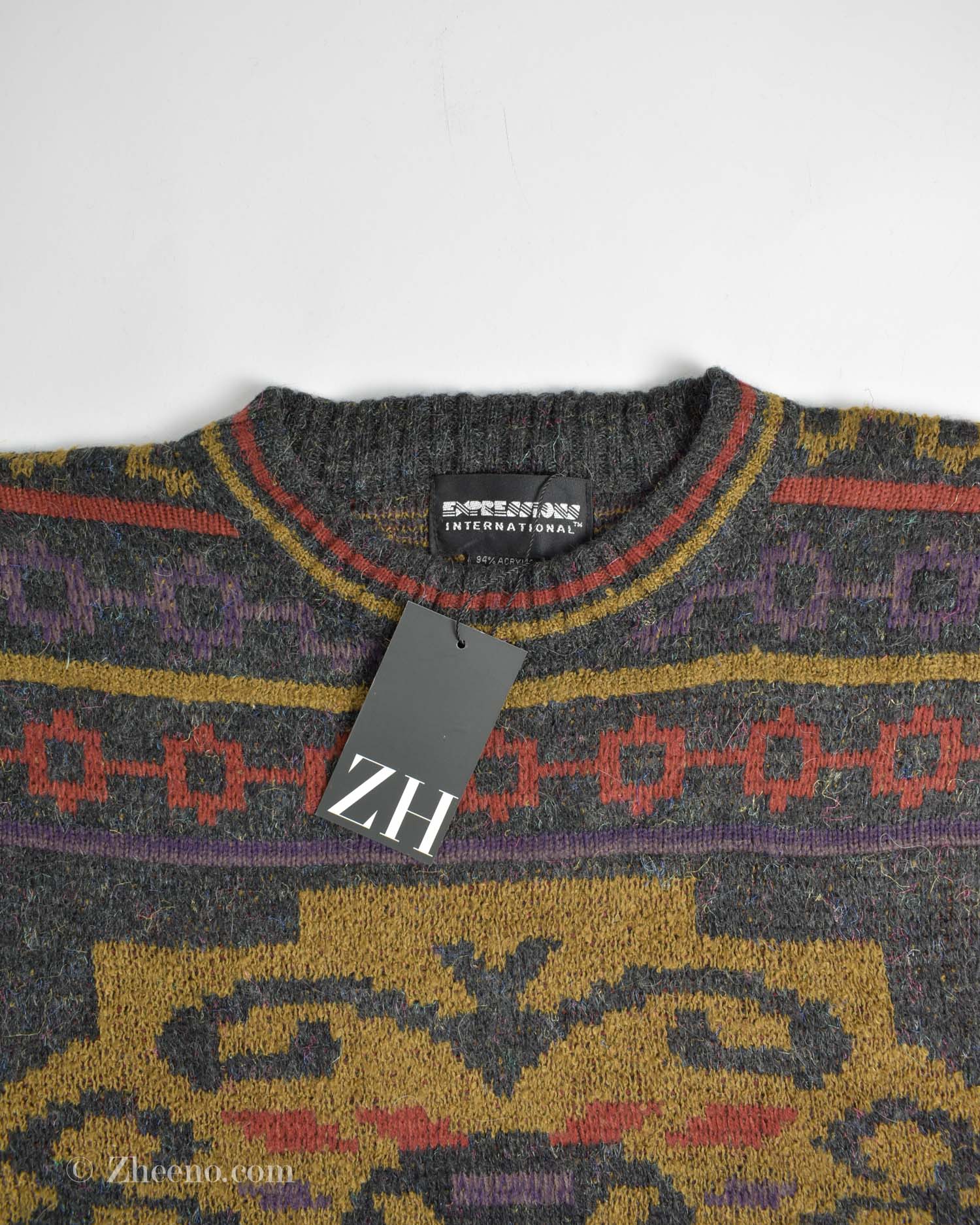 17686411220711766 بافت وینتیج طرح دار Expressions international